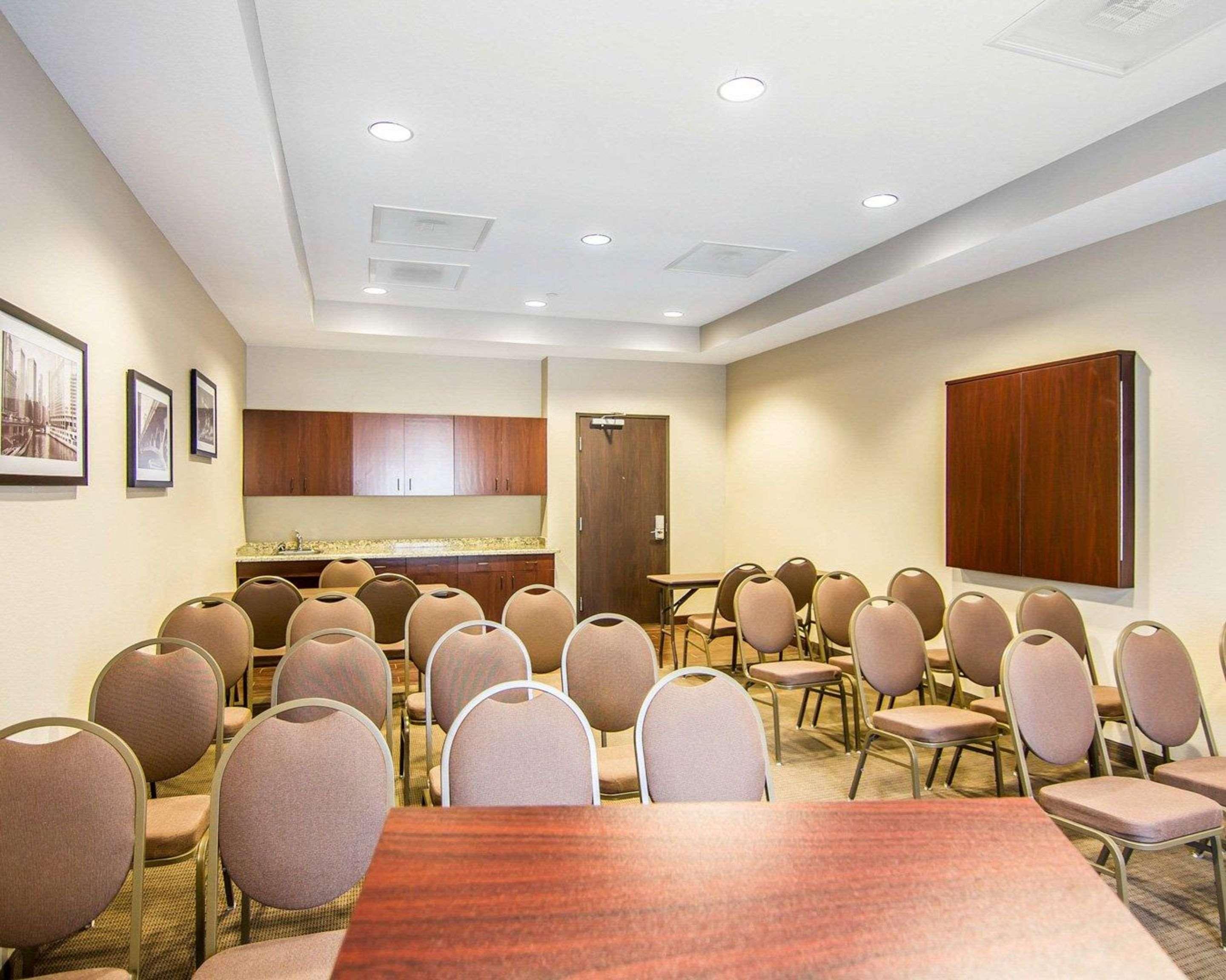 Mainstay Suites Lufkin Luaran gambar