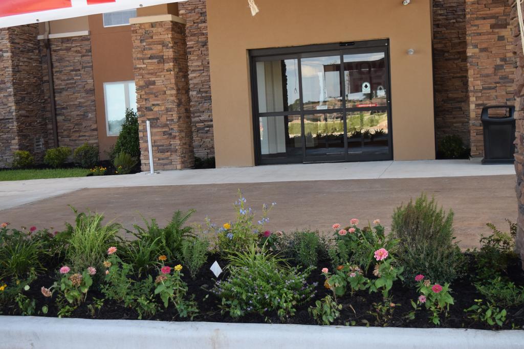 Mainstay Suites Lufkin Luaran gambar